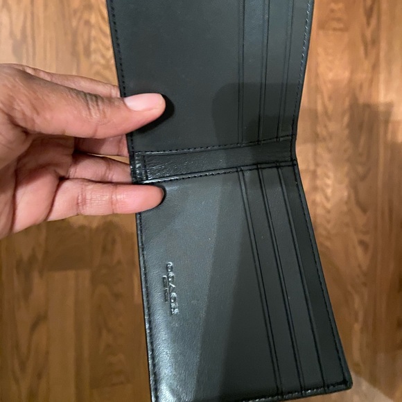Coach Slim Bill Wallet - Picture 2 of 5